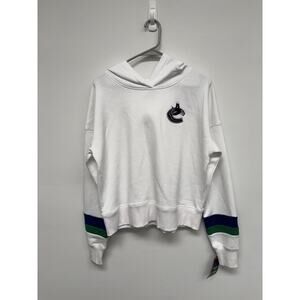 Canucks Sweatshirt Hoodie NWT Womens M
